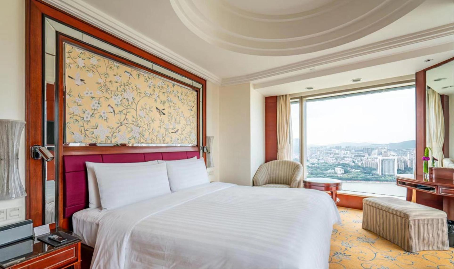 Shangri-La Guangzhou-3 Minutes By Walking To Canton Fair Complex Exterior photo